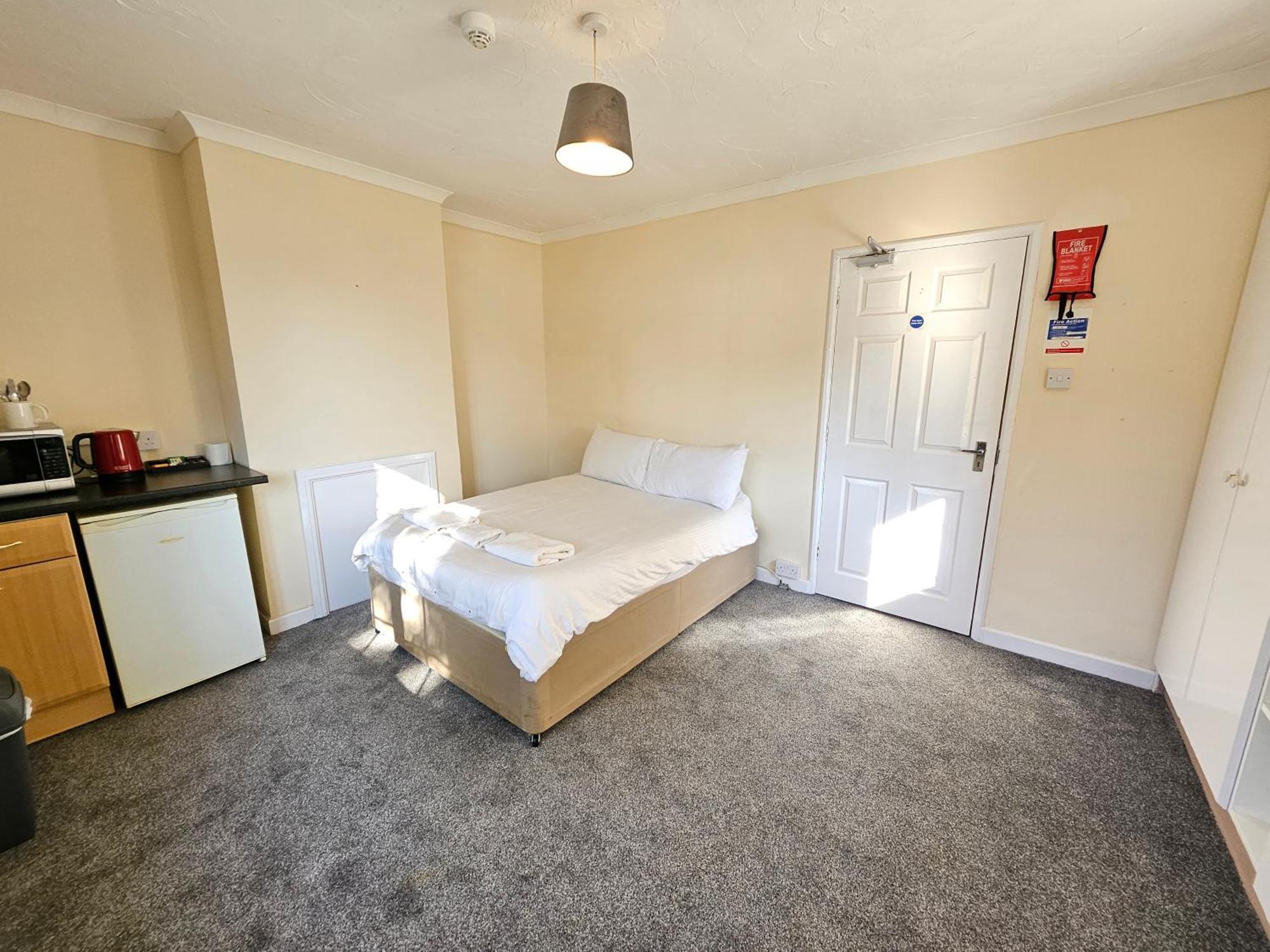 Central Studios 87 Tennyson Road Cheltenham Luaran gambar